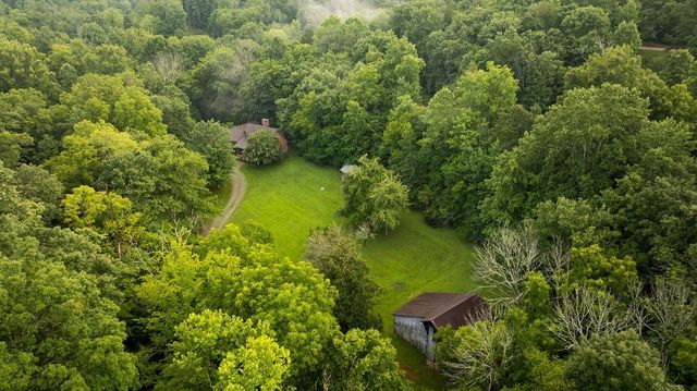 3709 Mobleys Cut Rd, Thompsons Station, TN 37179