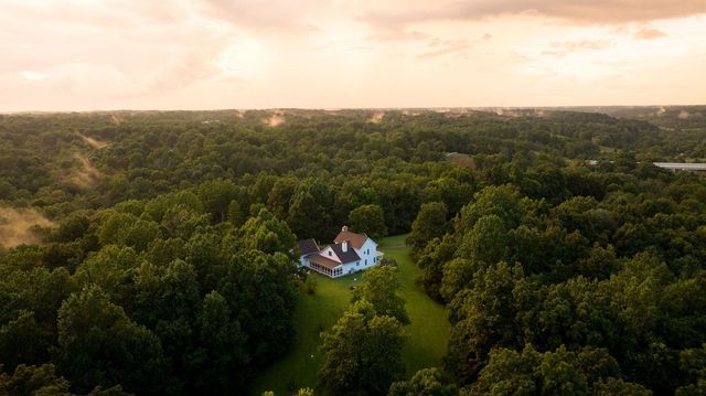 3709 Mobleys Cut Rd, Thompsons Station, TN 37179