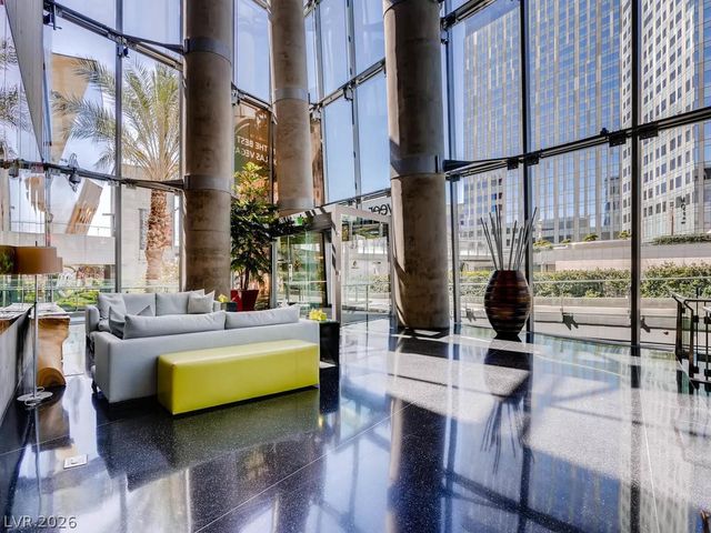 3722 Las Vegas Boulevard 501, Las Vegas, NV 89158