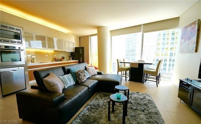 3722 Las Vegas Boulevard 501, Las Vegas, NV 89158