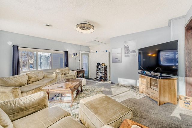 4450 38th Avenue N, Robbinsdale, MN 55422