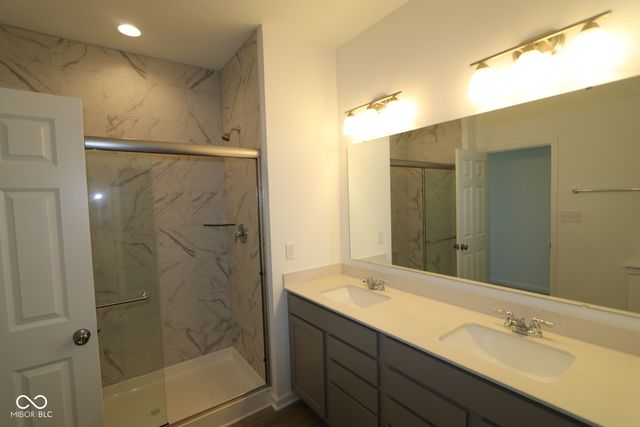 10714 Mangrove Drive, Indianapolis, IN 46239