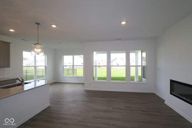 10714 Mangrove Drive, Indianapolis, IN 46239