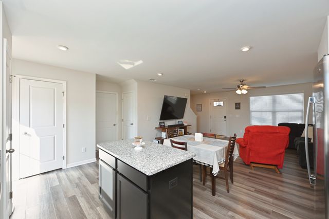 2001 Cone Blvd, Nashville, TN 37207