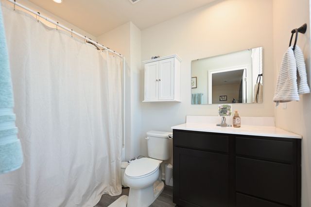 2001 Cone Blvd, Nashville, TN 37207