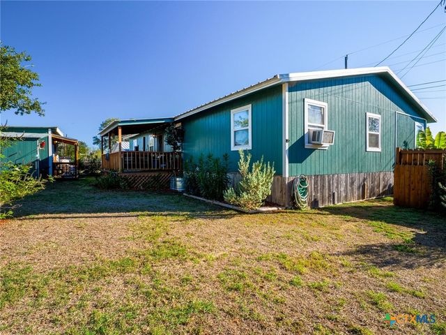 301 E Castlebriar, Granite Shoals, TX 78654