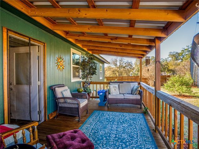 301 E Castlebriar, Granite Shoals, TX 78654