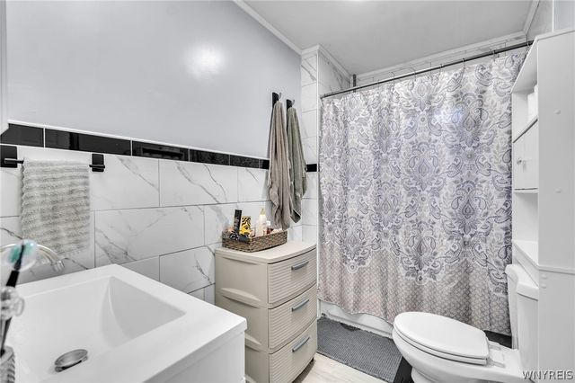 195 Stevens Avenue, Buffalo, NY 14215