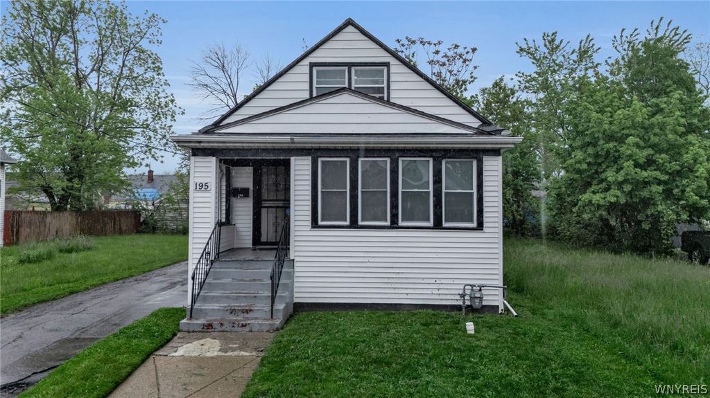 195 Stevens Avenue, Buffalo, NY 14215
