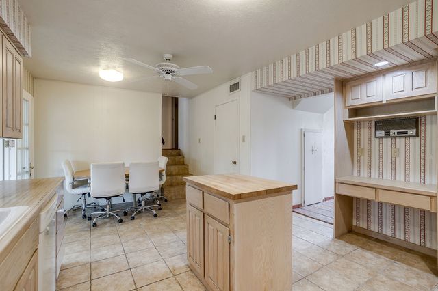 4055 Glenavon Court, Fort Worth, TX 76109