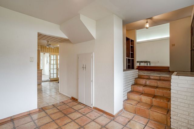 4055 Glenavon Court, Fort Worth, TX 76109