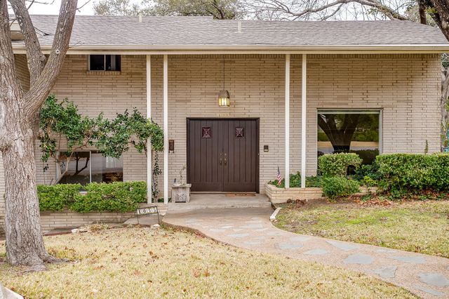 4055 Glenavon Court, Fort Worth, TX 76109