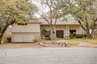 4055 Glenavon Court, Fort Worth, TX 76109