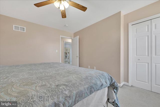 480 DAISY DR, New Holland, PA 17557