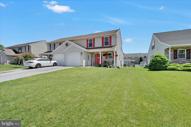 480 DAISY DR, New Holland, PA 17557