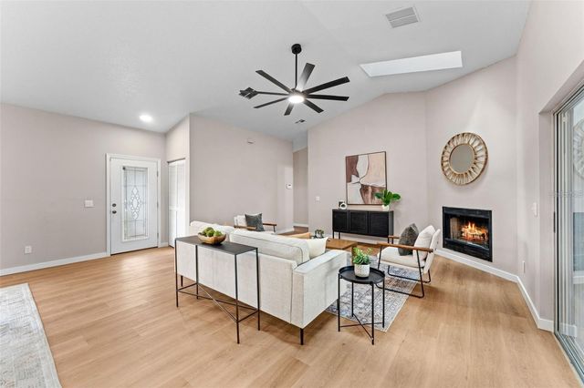 5521 OAK STREET, Mount Dora, FL 32757