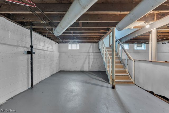 14404 Rockside Road, Maple Heights, OH 44137