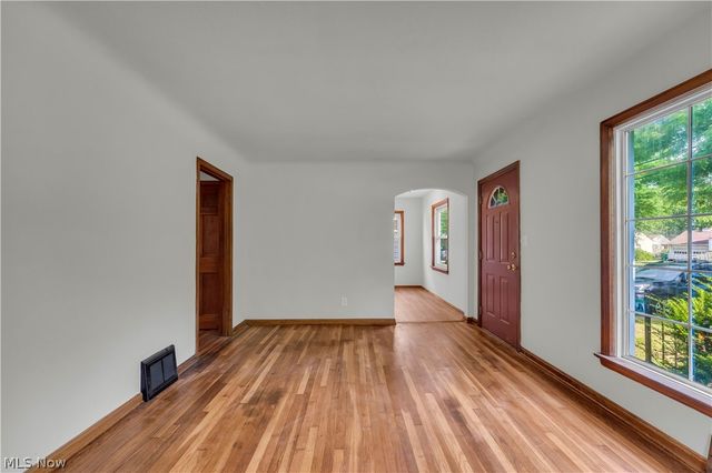 14404 Rockside Road, Maple Heights, OH 44137