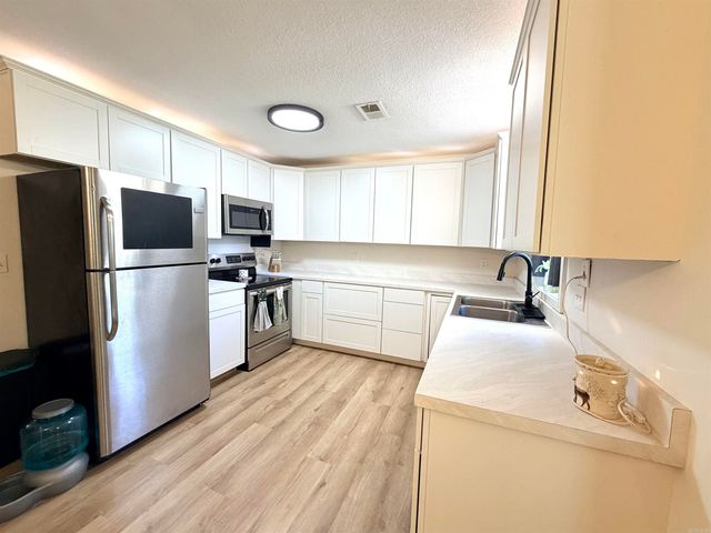 3216 Horseshoe trl, Jonesboro, AR 72404