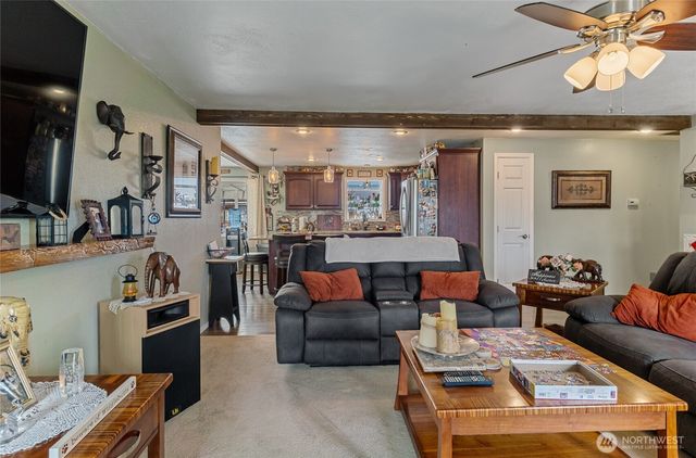 327 N Grape Drive, Moses Lake, WA 98837