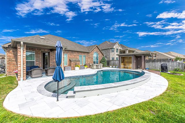 2003 Highland Meadows Drive, Pearland, TX 77089