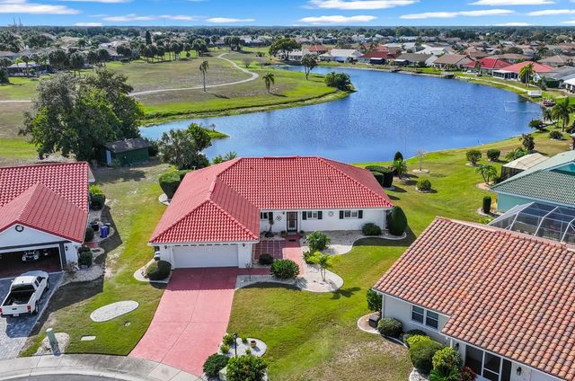 703 WESTMONT WAY, Sun City Center, FL 33573