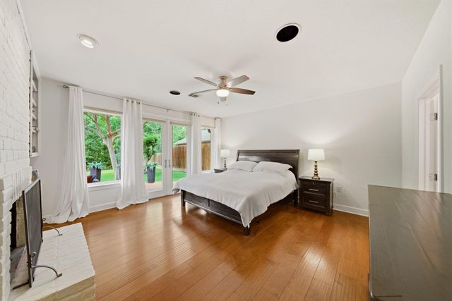 1226 Heathwood Drive, Houston, TX 77077