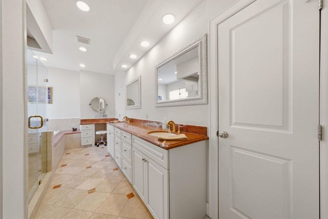 1226 Heathwood Drive, Houston, TX 77077