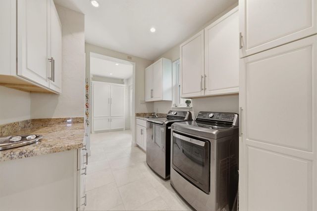 1226 Heathwood Drive, Houston, TX 77077