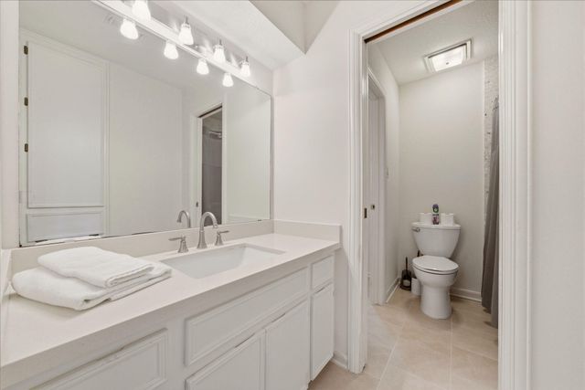 1226 Heathwood Drive, Houston, TX 77077