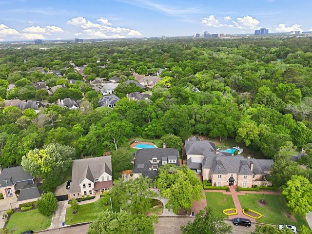 1226 Heathwood Drive, Houston, TX 77077