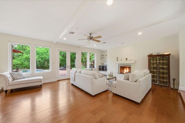 1226 Heathwood Drive, Houston, TX 77077