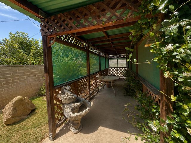 947 W Brown Avenue, Fresno, CA 93705