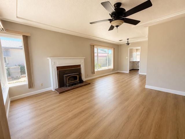 947 W Brown Avenue, Fresno, CA 93705