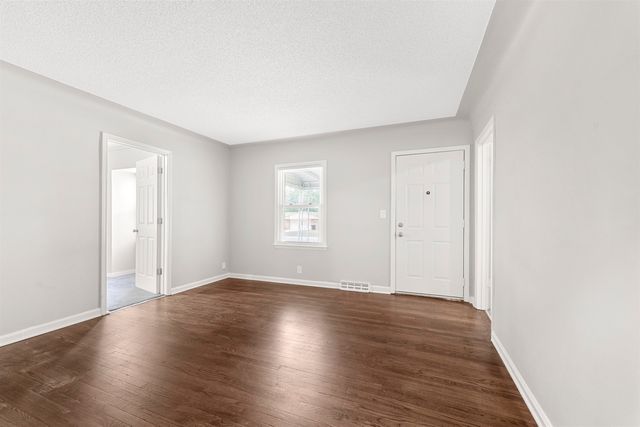 20237 Midway Avenue, Southfield, MI 48075