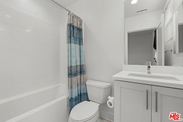 2907 Exposition Place 4, Los Angeles, CA 90018