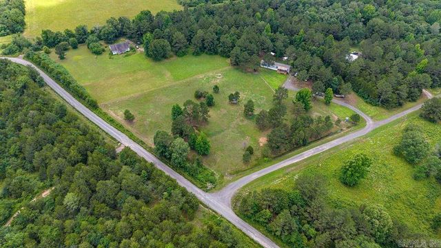 518 Quarry Rd, Scotland, AR 72141