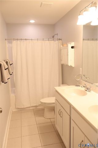 4900 Turner Ridge Ct, Glen Allen, VA 23059