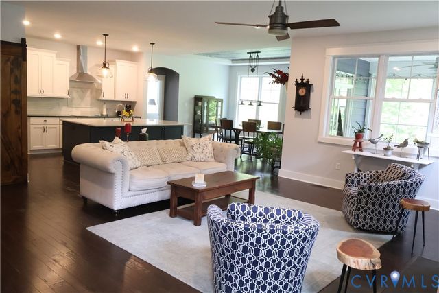 4900 Turner Ridge Ct, Glen Allen, VA 23059