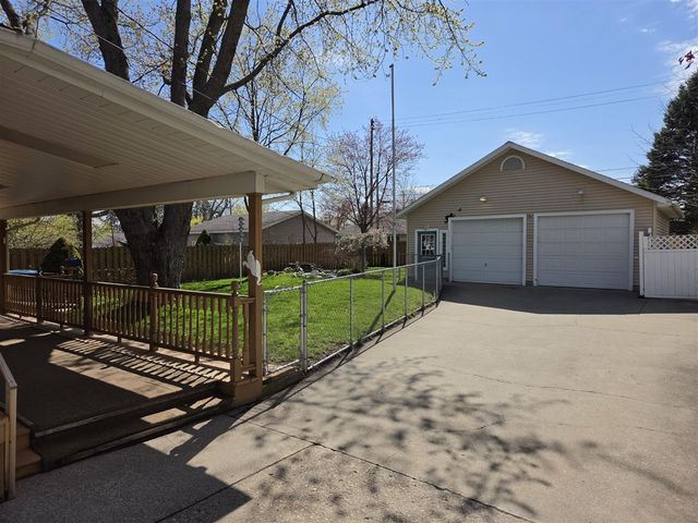 603 New William Street, Ludington, MI 49431