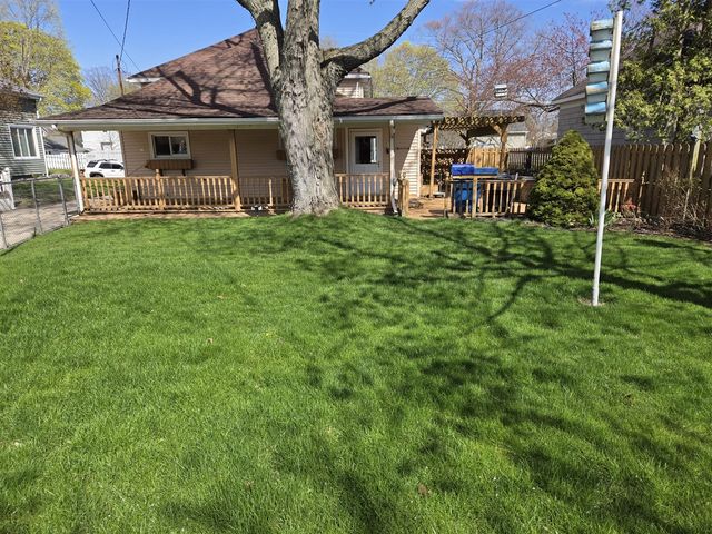 603 New William Street, Ludington, MI 49431