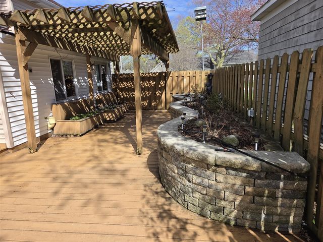 603 New William Street, Ludington, MI 49431
