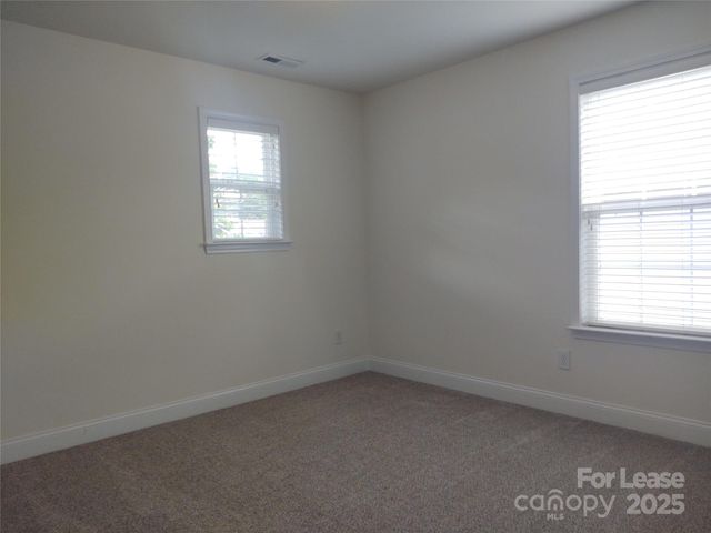 13318 Pontchatrain Avenue, Charlotte, NC 28273