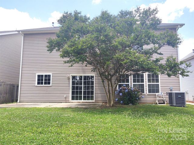 13318 Pontchatrain Avenue, Charlotte, NC 28273