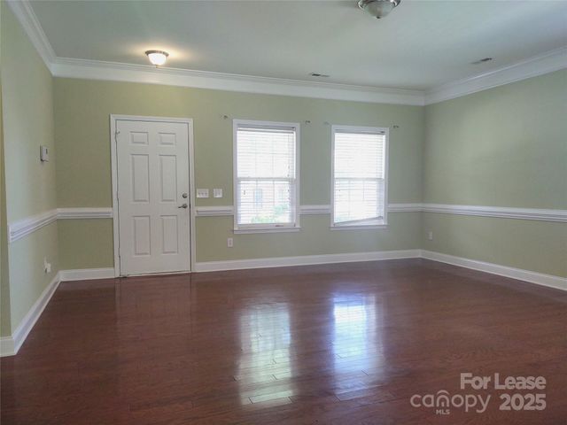 13318 Pontchatrain Avenue, Charlotte, NC 28273