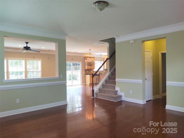 13318 Pontchatrain Avenue, Charlotte, NC 28273