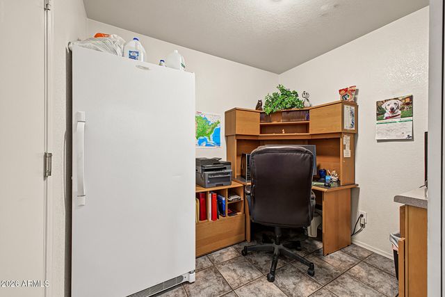 5843 S AMBERWOOD Drive, Sun Lakes, AZ 85248