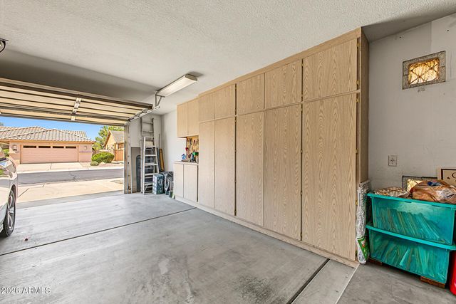 5843 S AMBERWOOD Drive, Sun Lakes, AZ 85248