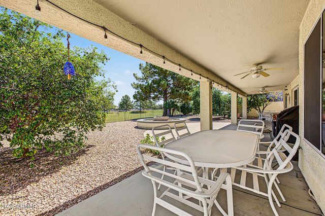 5843 S AMBERWOOD Drive, Sun Lakes, AZ 85248