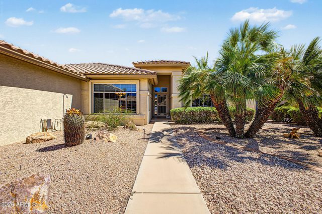 5843 S AMBERWOOD Drive, Sun Lakes, AZ 85248